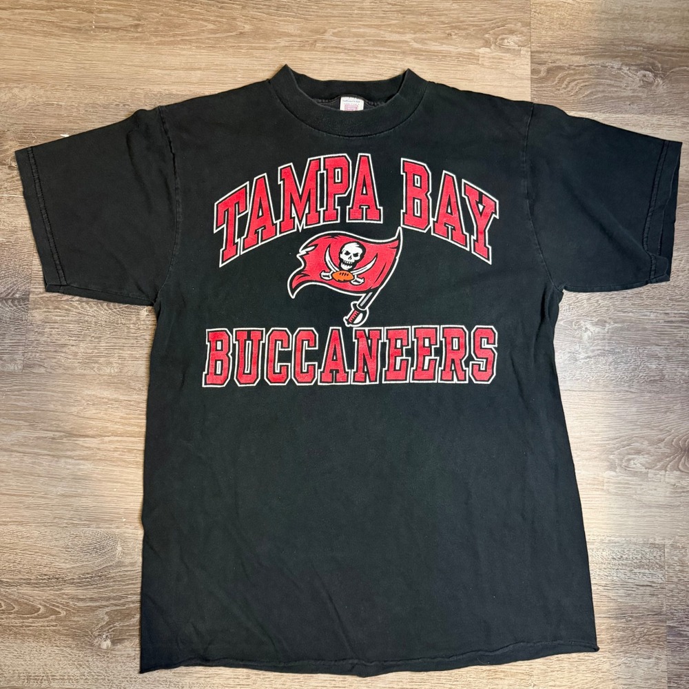 Vintage Tampa Bay Buccaneers T Shirt Logo 7 NFL 90s Single Stitch Black Large